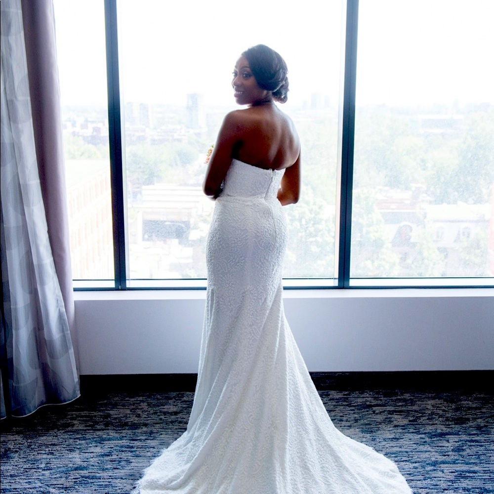 Wedding Dress Tia Dora